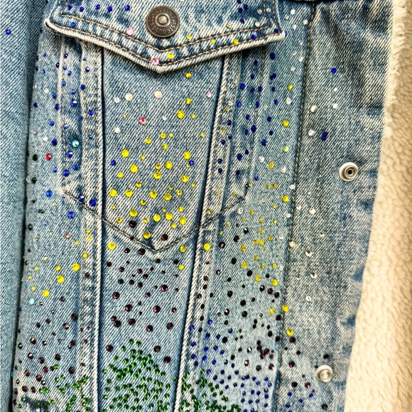 Sun Set Rhinestone hand applied on Sherpa Jean jacket - Picture 6 of 10